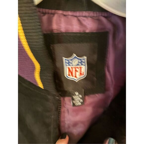 Minnesota Vikings Leather Jacket - Picture 4 of 6